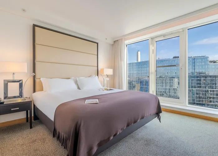 Pestana Chelsea Bridge & SpaHotel Londra